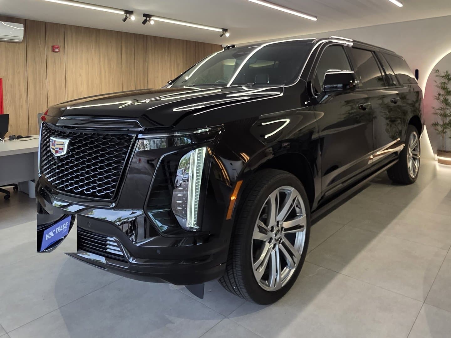 Cadillac Escalade ESV Sport