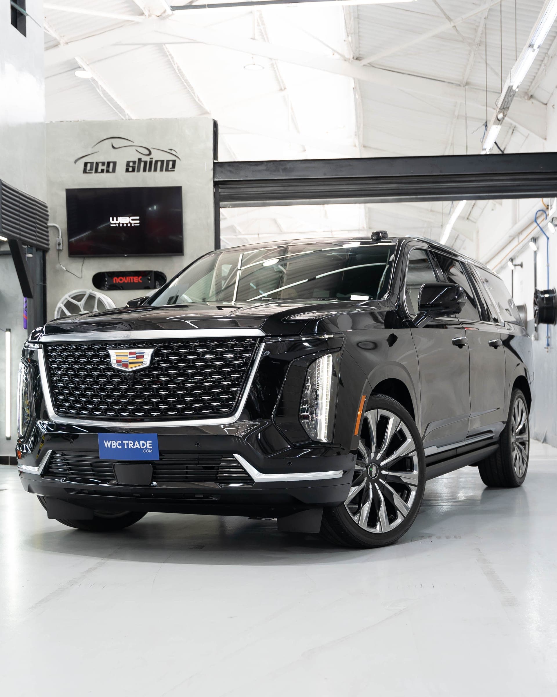 Cadillac Escalade Luxury - Foto 1