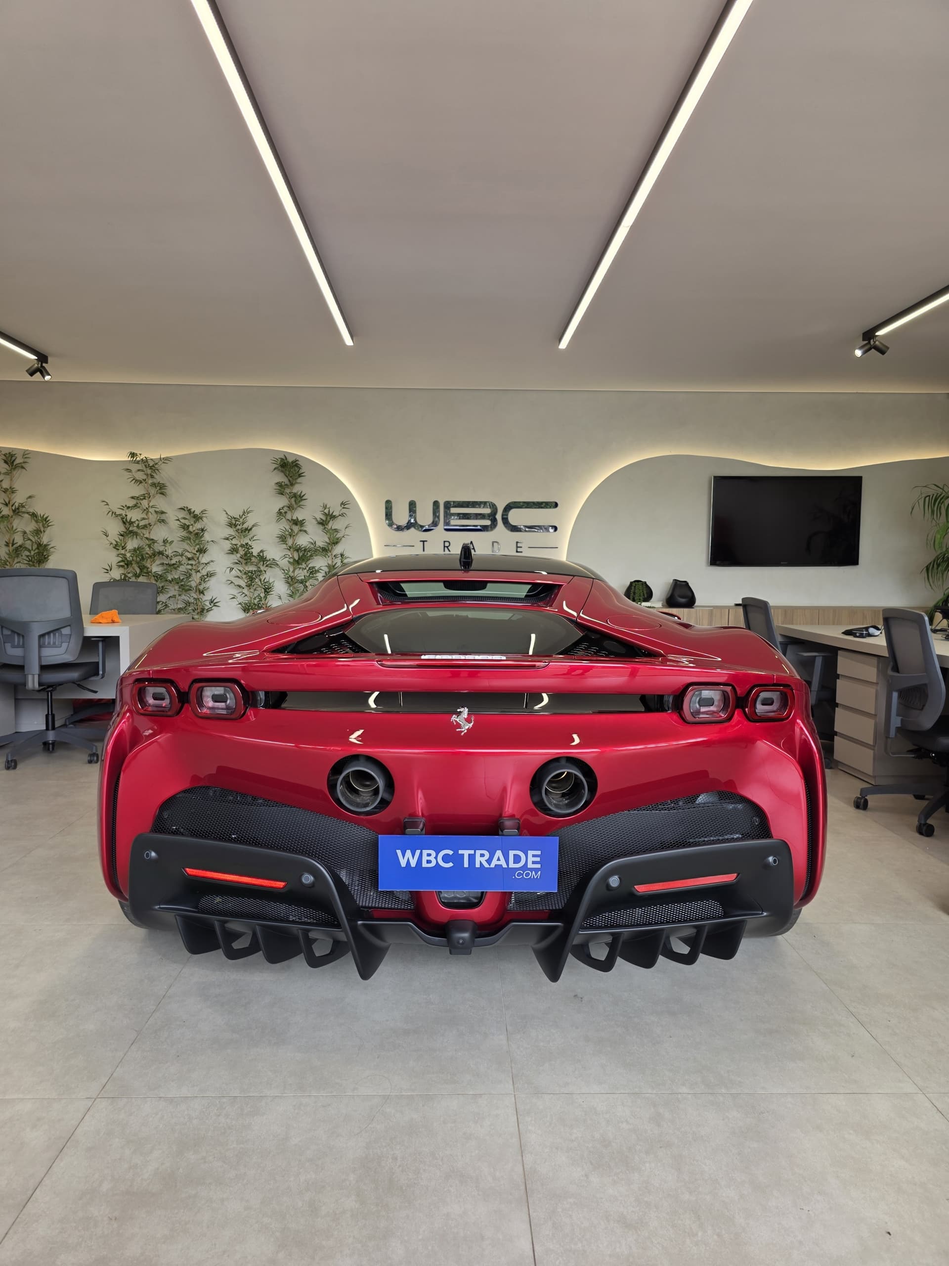 Ferrari SF90 Stradale Rosso Coburn - Foto 12