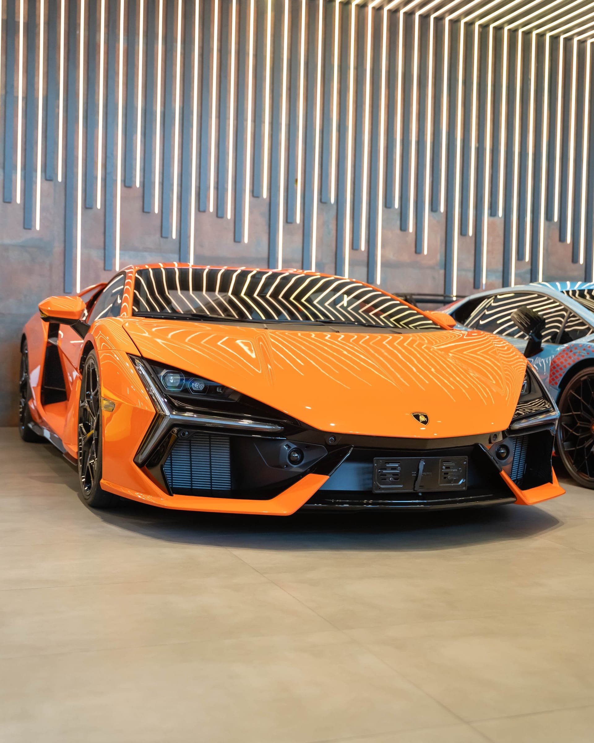 Lamborghini Revuelto - Foto 1