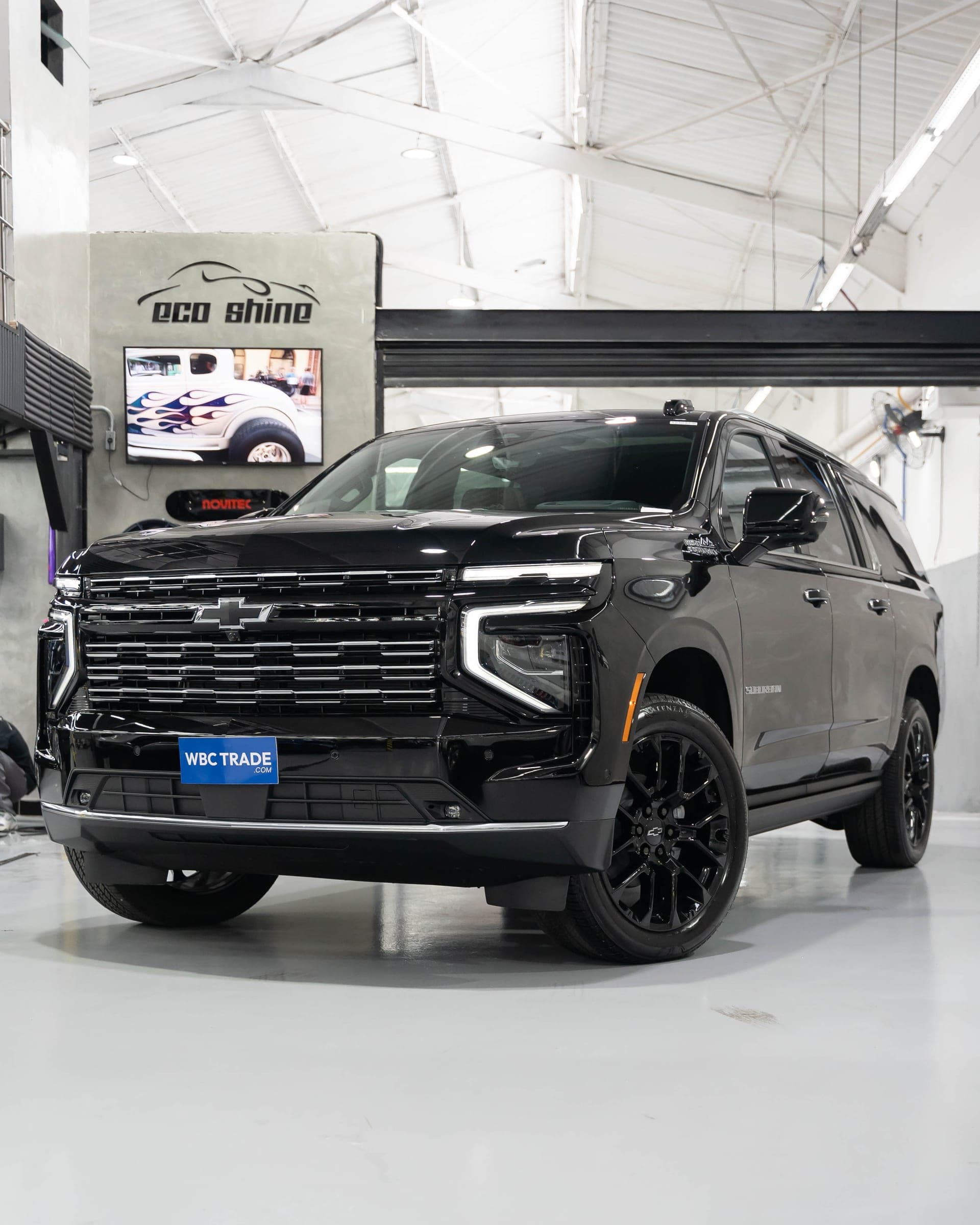 Chevrolet Suburban High Country - Foto 1
